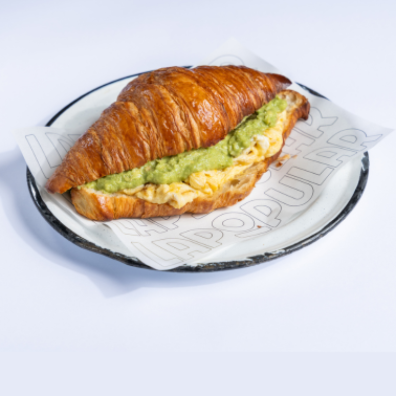 Croissant palta huevo
