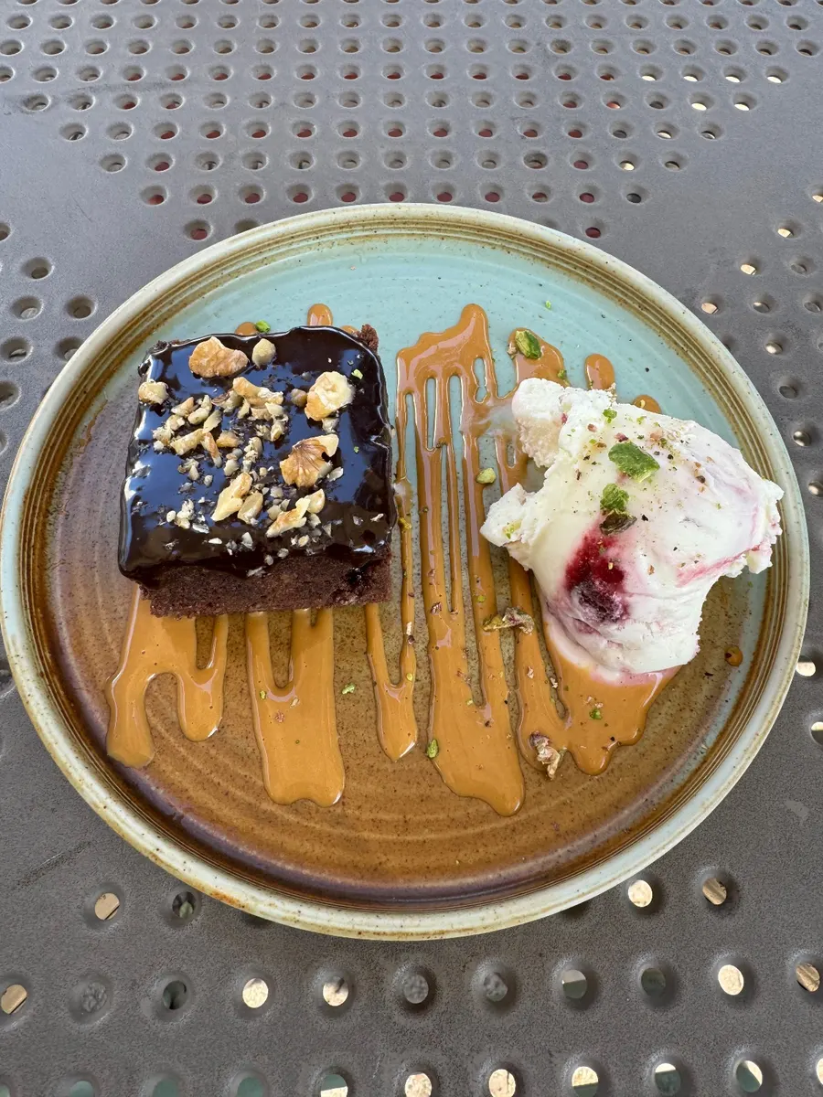 Brownie con Helado