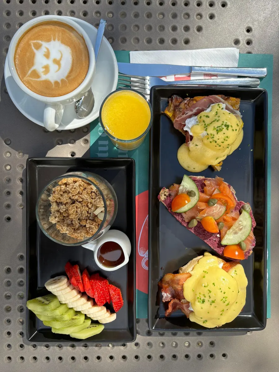 Brunch Tearapy