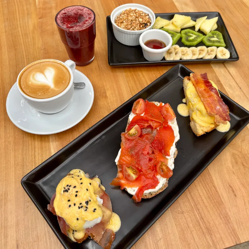 Brunch Tearapy